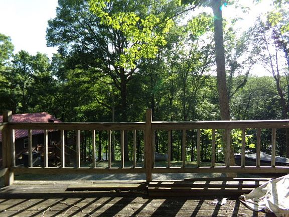 3rd image of 406 Lakeside Pl