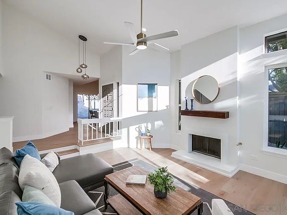 3rd image of 4794 Jeffer Ln
