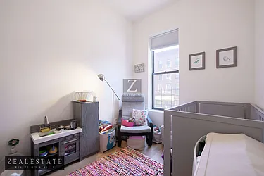 Rented by ZealEstate Group Inc