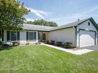 620 Fox Run Ln, Algonquin, IL