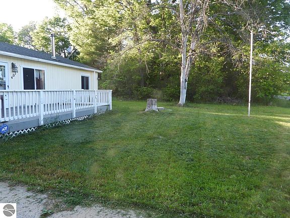 4th image of 4075 N Markey Rd