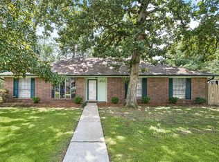 401 Water Oak Ln, Mandeville, LA 70471