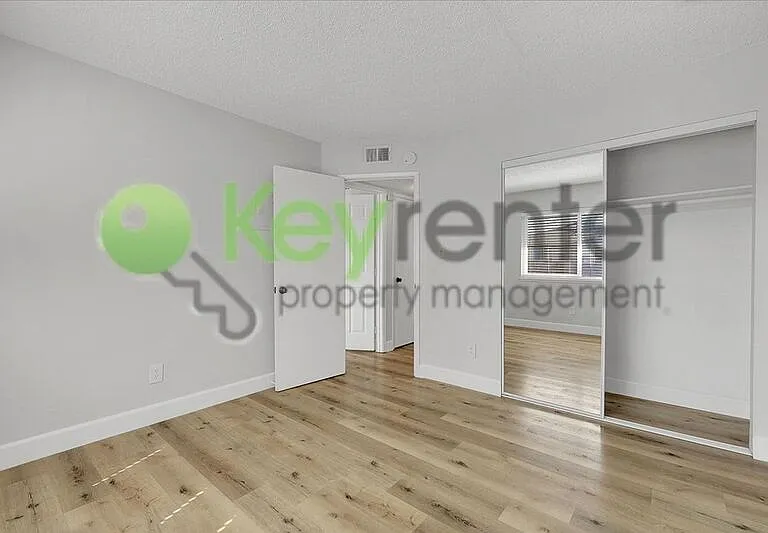 5731 Blachly Way #4 — Photo 10