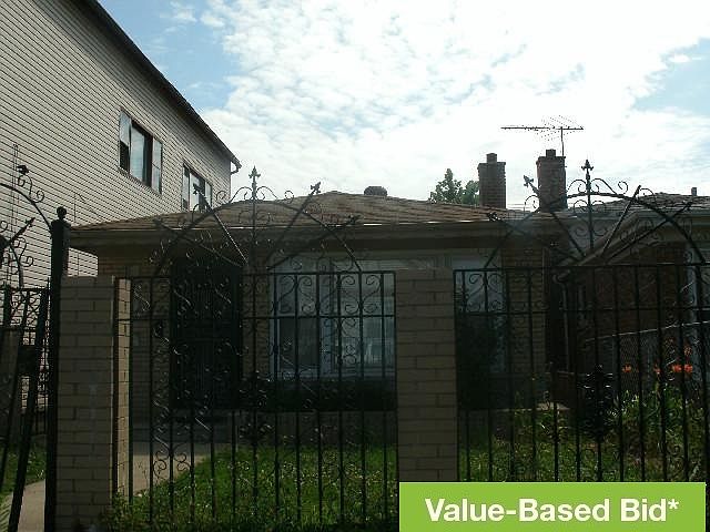 1st image of 10449 S Avenue L