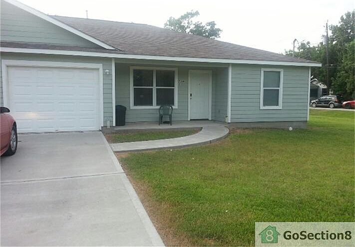 1st image of 7108 Phelps Ave