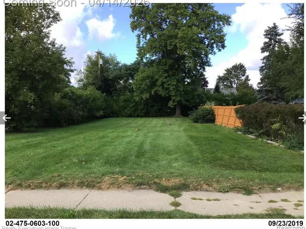 245 N Mary St, Marine City, MI 48039