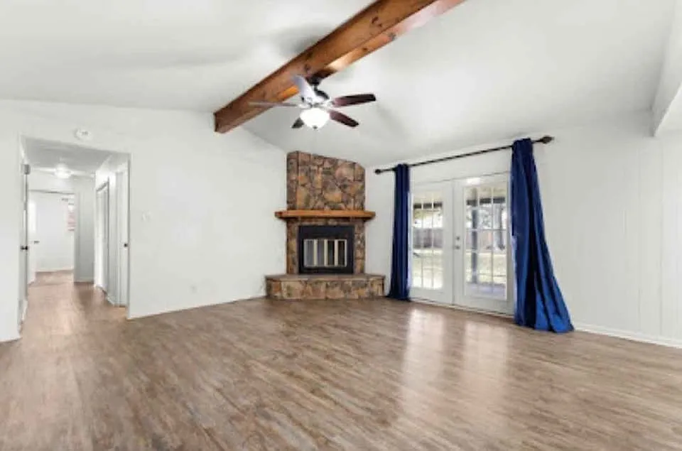 4 bed, 1800 sqft, $1,850 — Photo 2