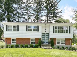 8 Gladys Dr, New City, NY 10956