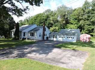 55676 Sink Rd, Dowagiac, MI 49047