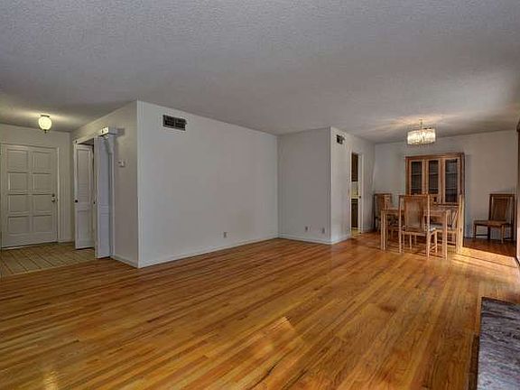5th image of 258 Sorrento Way