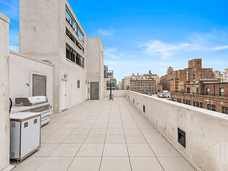 176 E 82nd St #9 — Photo 11