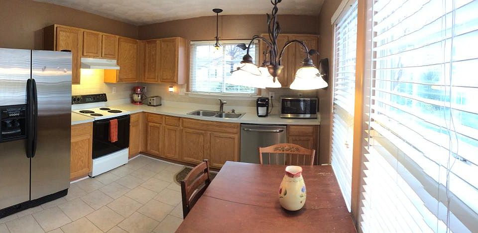 1st image of 6100 Cambridge Dr W