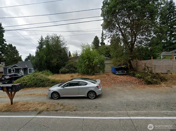 813 NE 125th Street, Seattle, WA 98125