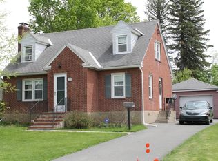 33 Putnam Ave, Pittsfield, MA 01201