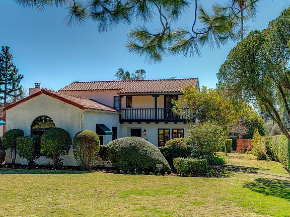 3rd image of 1334 Sonoma Dr