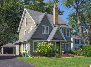 724 Homecrest Ave, Kalamazoo, MI 49001