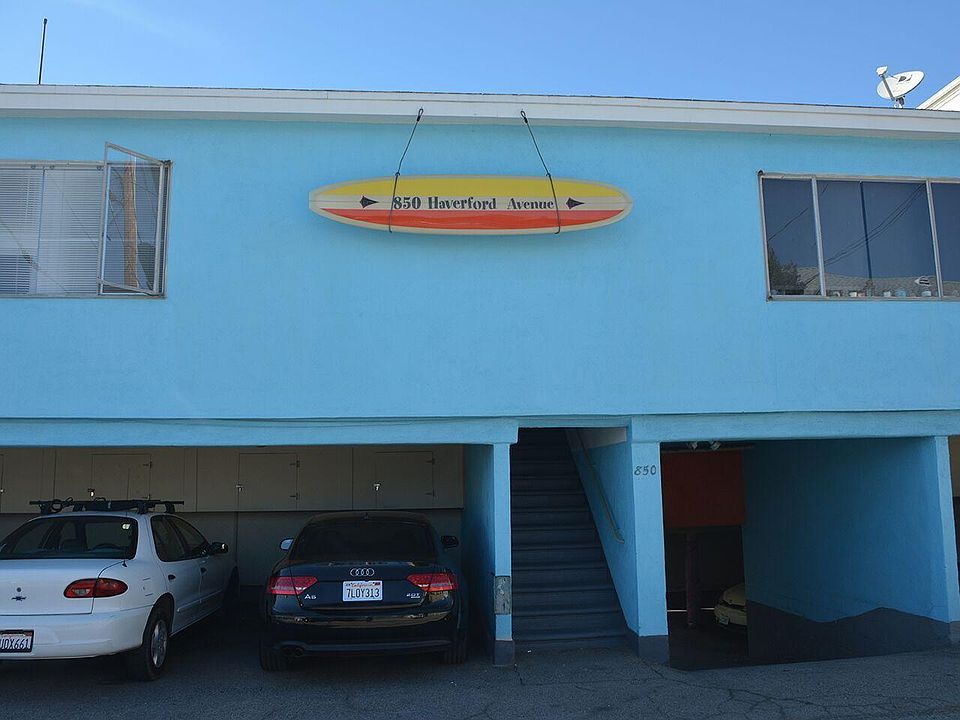 Alley Entrance w/ Surfboard Address Board
