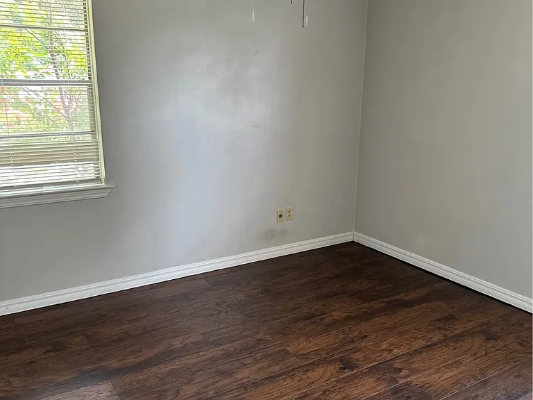 2215 Donna Dr #2 — Photo 6