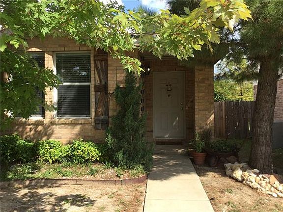 2nd image of 932 Rose Crystal Way