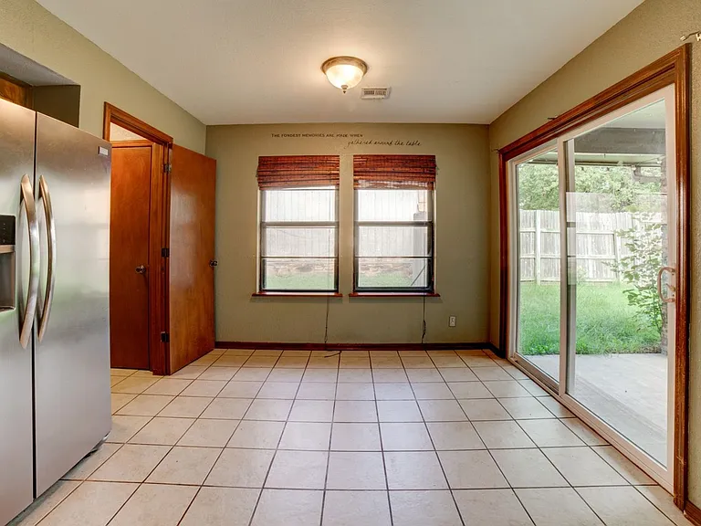 2505 E Princeton St — Photo 16