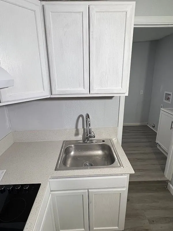 1 bed, 1.0 bath, 600 sqft, $1,200 — Photo 1
