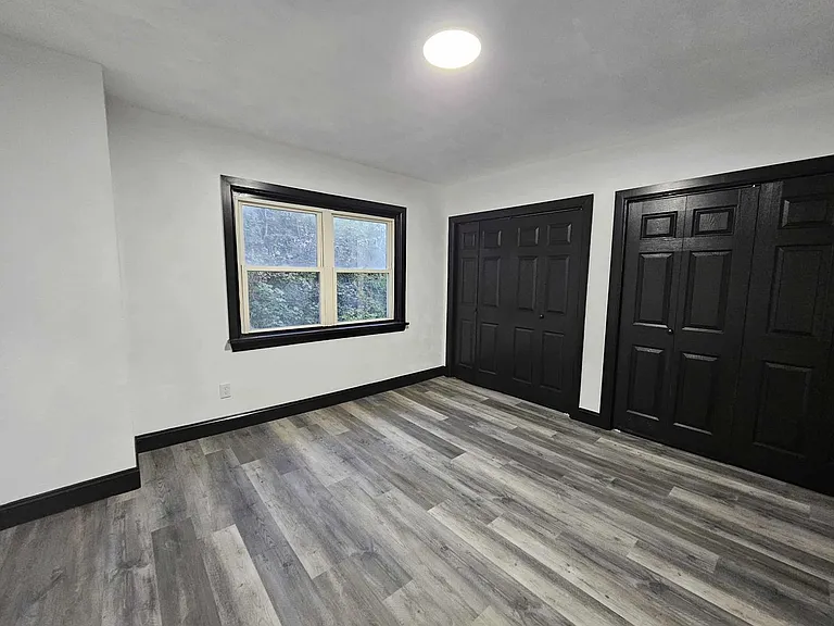 1228 Clairhaven St — Photo 23