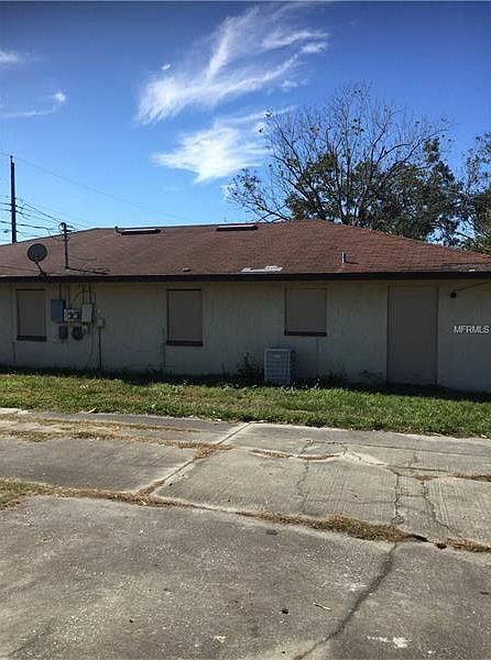 1st image of 2458 Chestnut Woods Dr