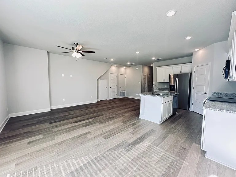 7162 Magnolia Creek — Photo 2