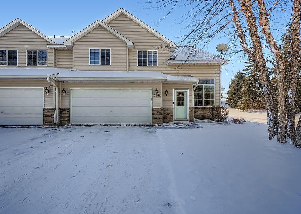 1st image of 10948 181st Ln NW