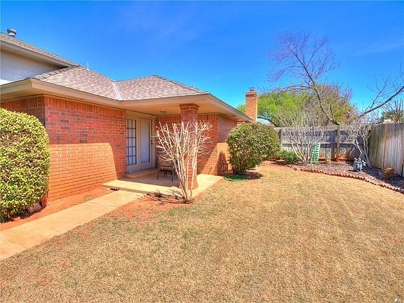 2nd image of 4332 Foxglove Ln