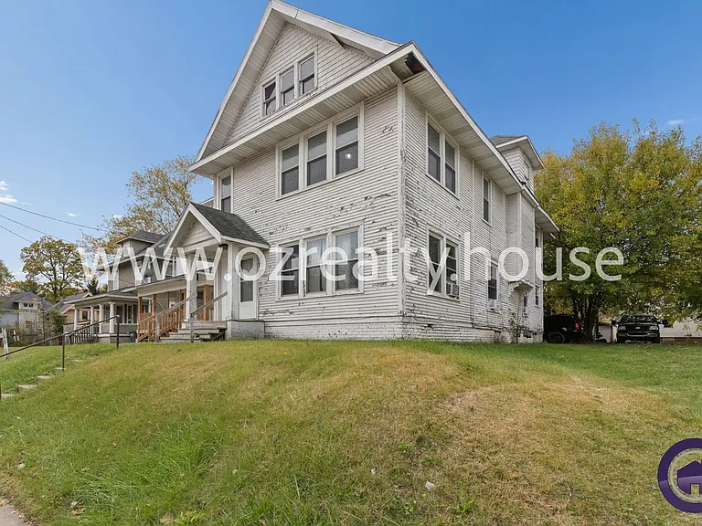 3241 Cherry St — Photo 19