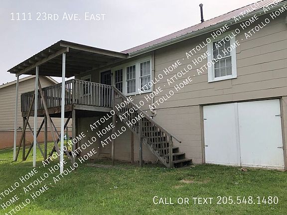 2nd image of 1111 23rd Ave E