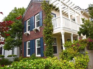 15 Natural Ct, Mission Viejo, CA 92694