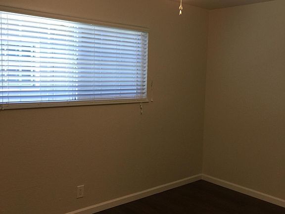 5th image of 608 O St APT 16