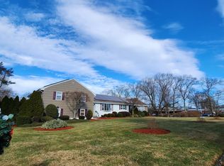 203 High Plains Rd, Orange, CT 06477