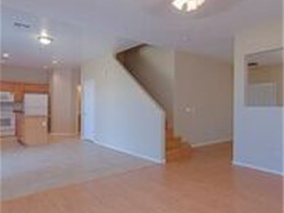 3rd image of 1340 E Dunbar Dr