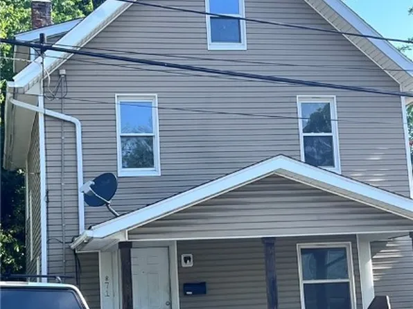 871 Clark St, Akron, OH 44306
