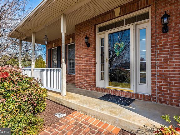 2nd image of 228 Creek Walk Dr