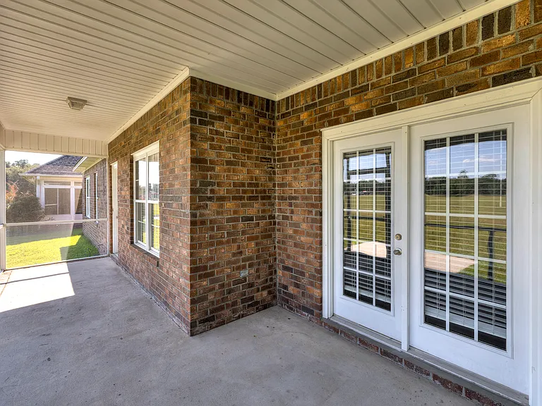 1755 Titanic Ct — Photo 4
