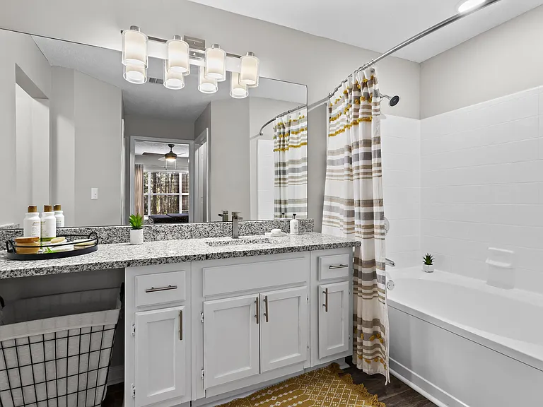 The Glen at Lanier Crossing — Photo 30