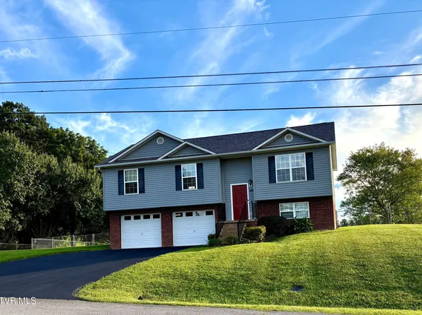 249 Harmony Acres Dr W, Jonesborough, TN 37659