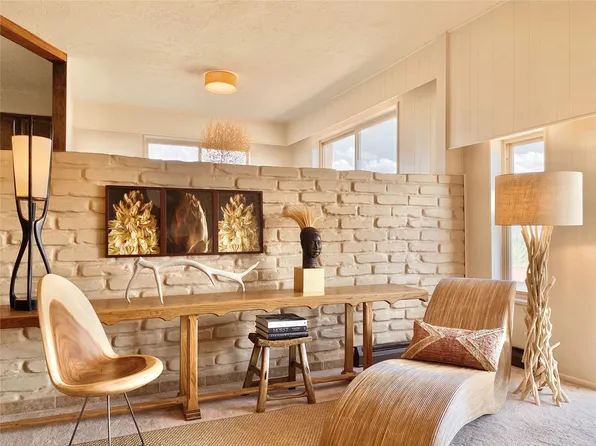 337 Chimaja Rd, Corrales, NM 87048