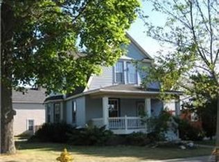322 2nd Ave S, Escanaba, MI 49829