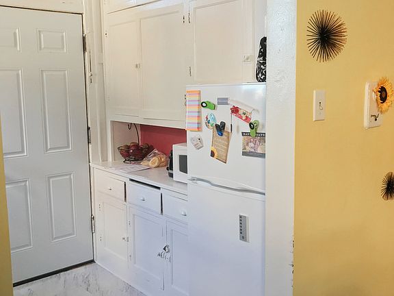 5th image of 6815 21st St APT 1002
