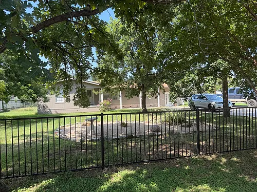 1707 Pontotoc Trce Photo 1