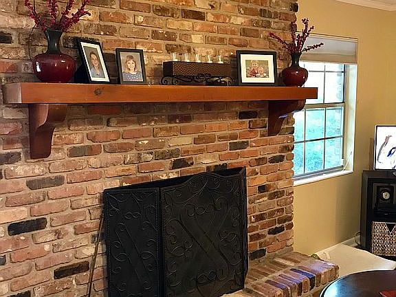 5th image of 1401 Woodgate Way