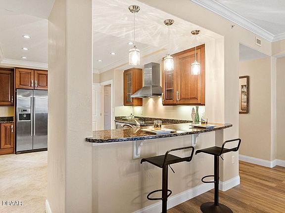4th image of 3245 Atlantic Ave APT 804