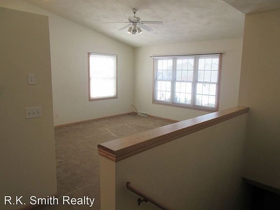 4th image of 2704 Cumberland Dr