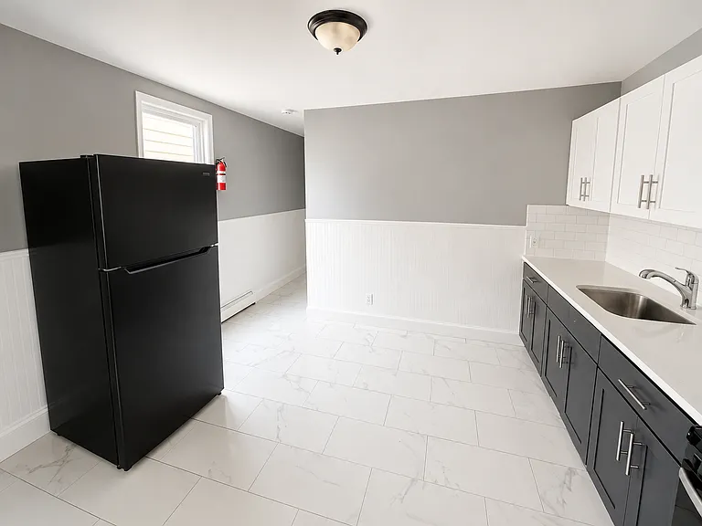 163 Hillside Ave #2L — Photo 13