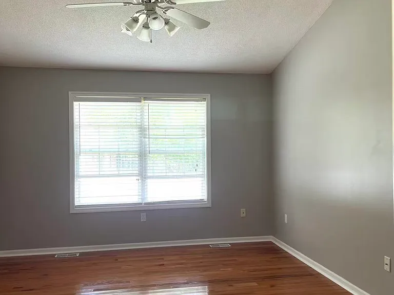 3477 Vicksburg Dr — Photo 9